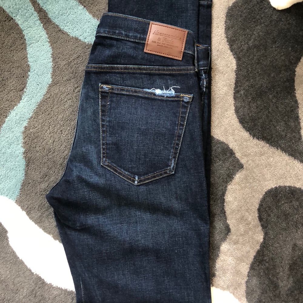 Abercrombie Men’s Stretch jeans in size 32W/34L